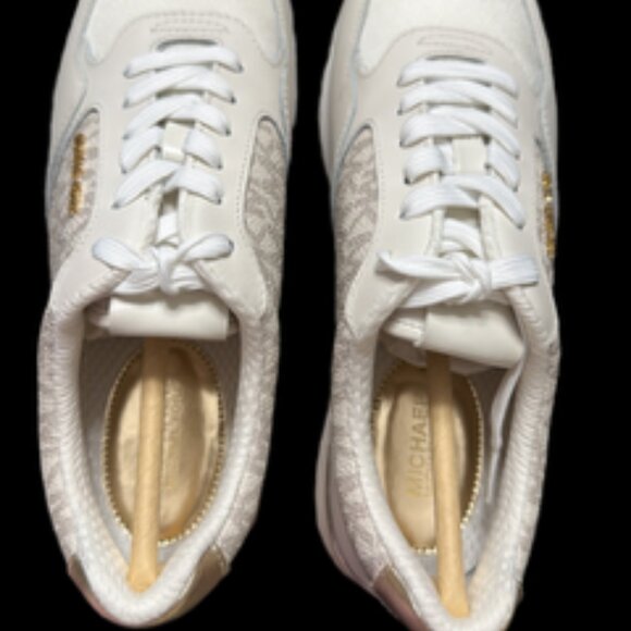 Michael Kors Livvy Mixed-Media Trainer Size 7M- MSRP $145 New in box - Picture 8 of 11